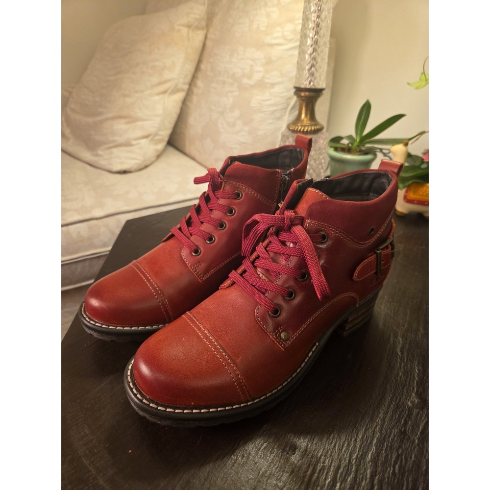 Taos Women's Mini Crave Leather Ankle Boots Red US Size 7-7.5/EU 38 NEW! $210 - Picture 2 of 16